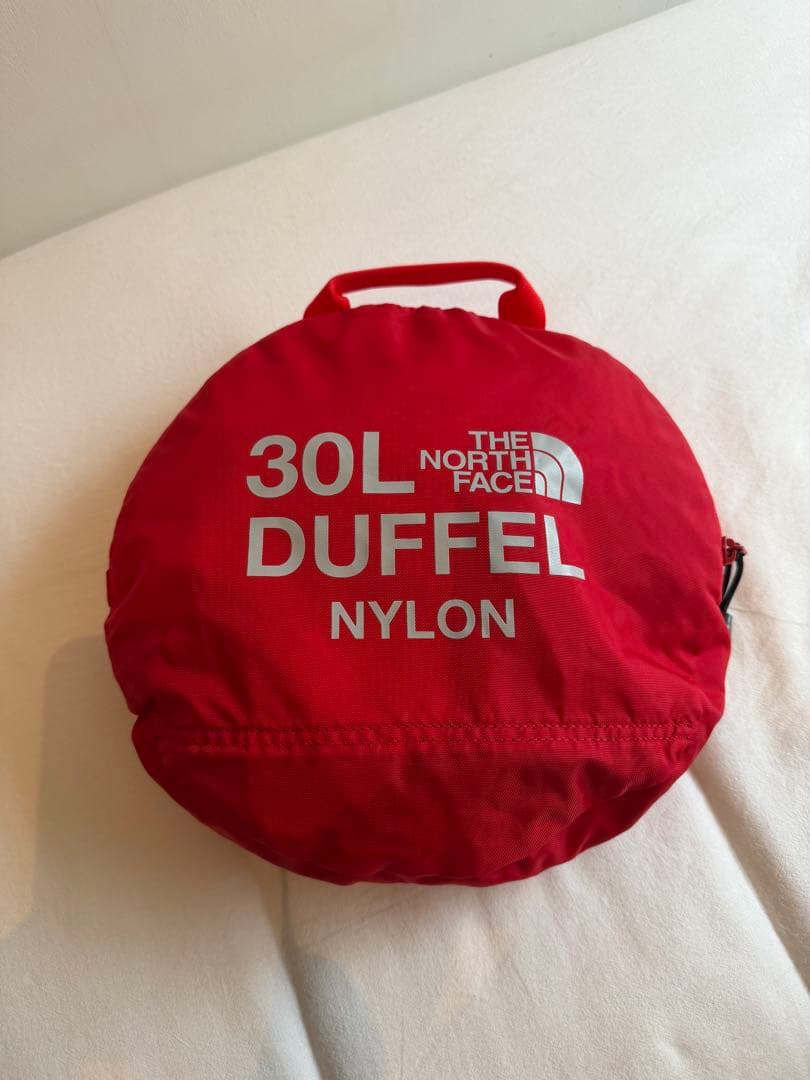 ノースフェイス　ナイロンダッフルバッグ/赤