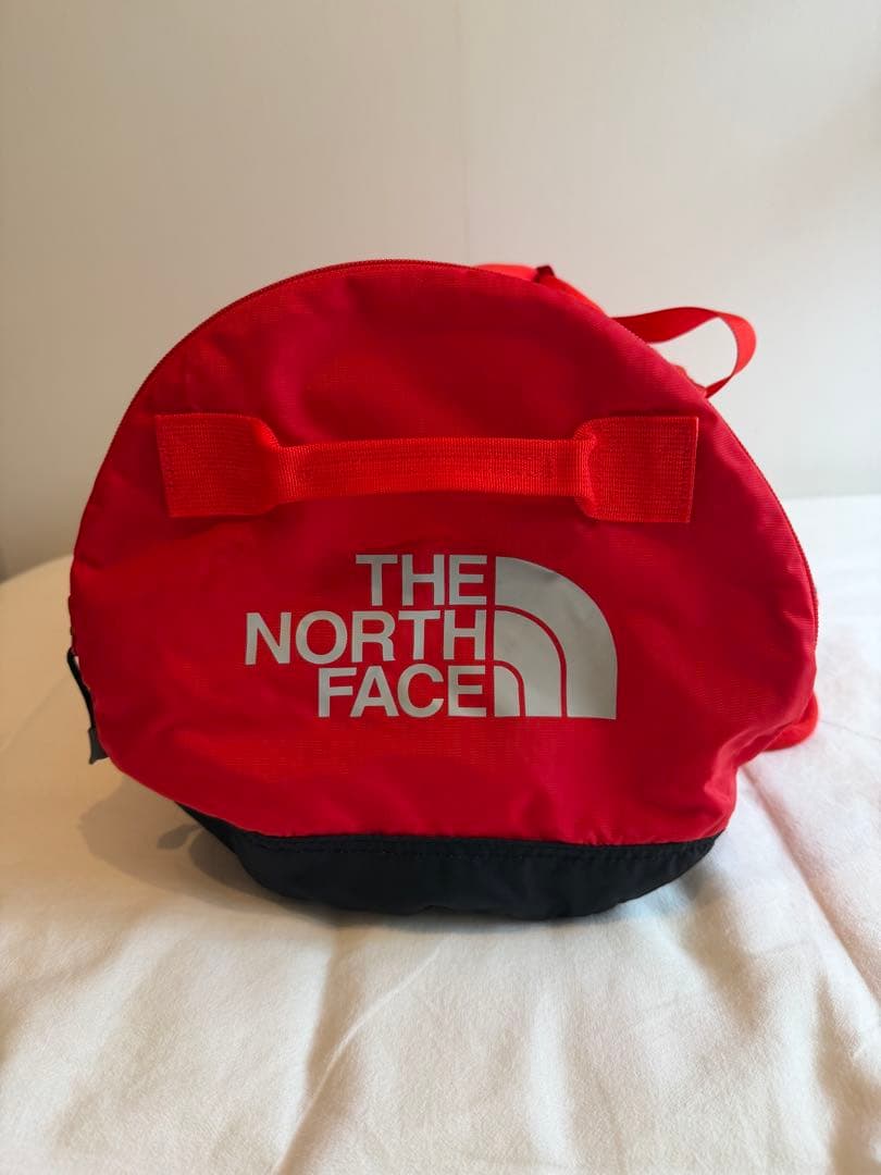 ノースフェイス　ナイロンダッフルバッグ/赤