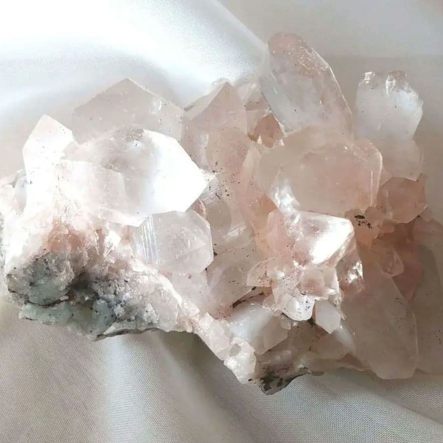 愛の女神❇️マニカラン産 ピンク&グリーン クォーツ クラスター