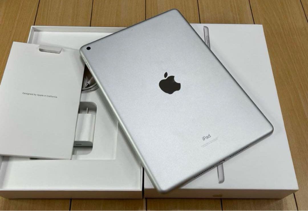 【超美品】Ipad第9世代64Gb Wi-Fiキーボードとカバー付き