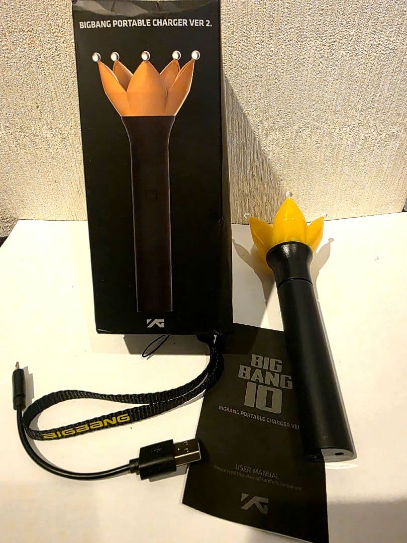 BIGBANG ペンライト型 充電器 PORTABLE CHARGER