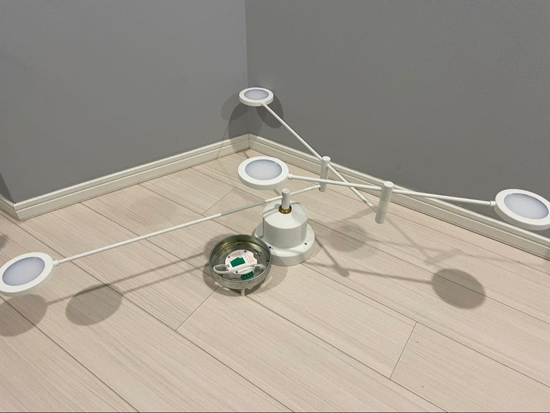 週末値引き‼️LED CEILING LIGHT TRAVIS ホワイト