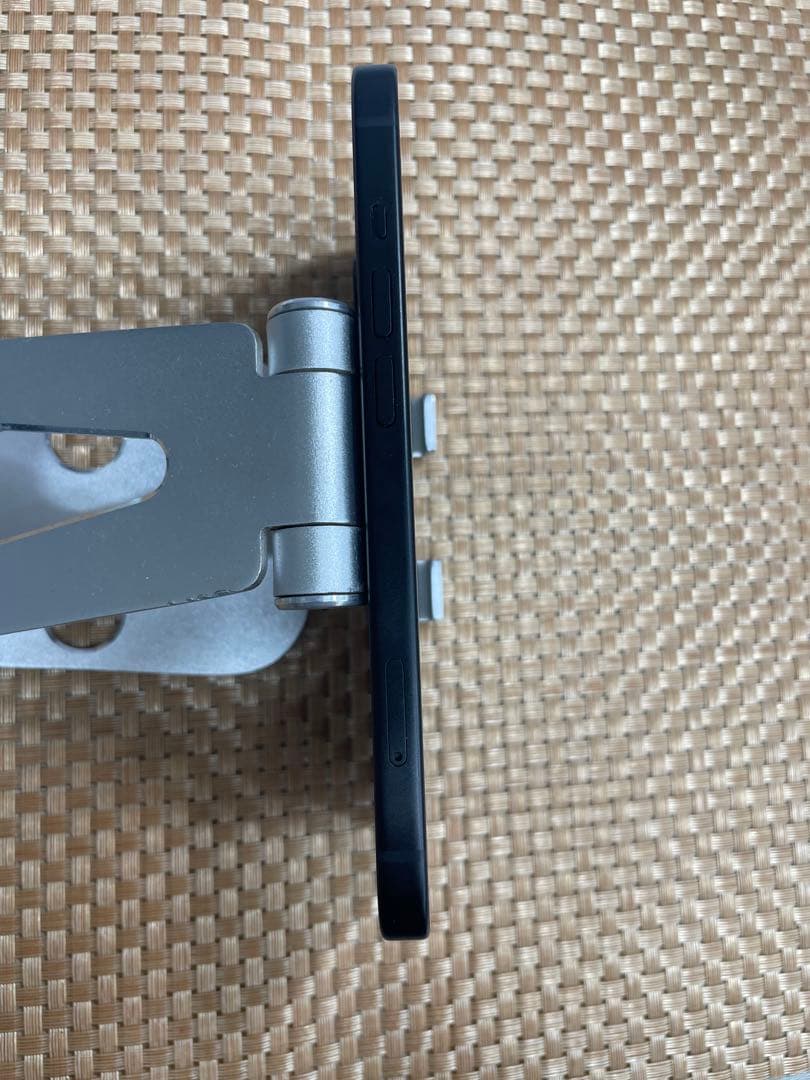 iPhone 15 128 GB ブラックSIMフリー【7984】