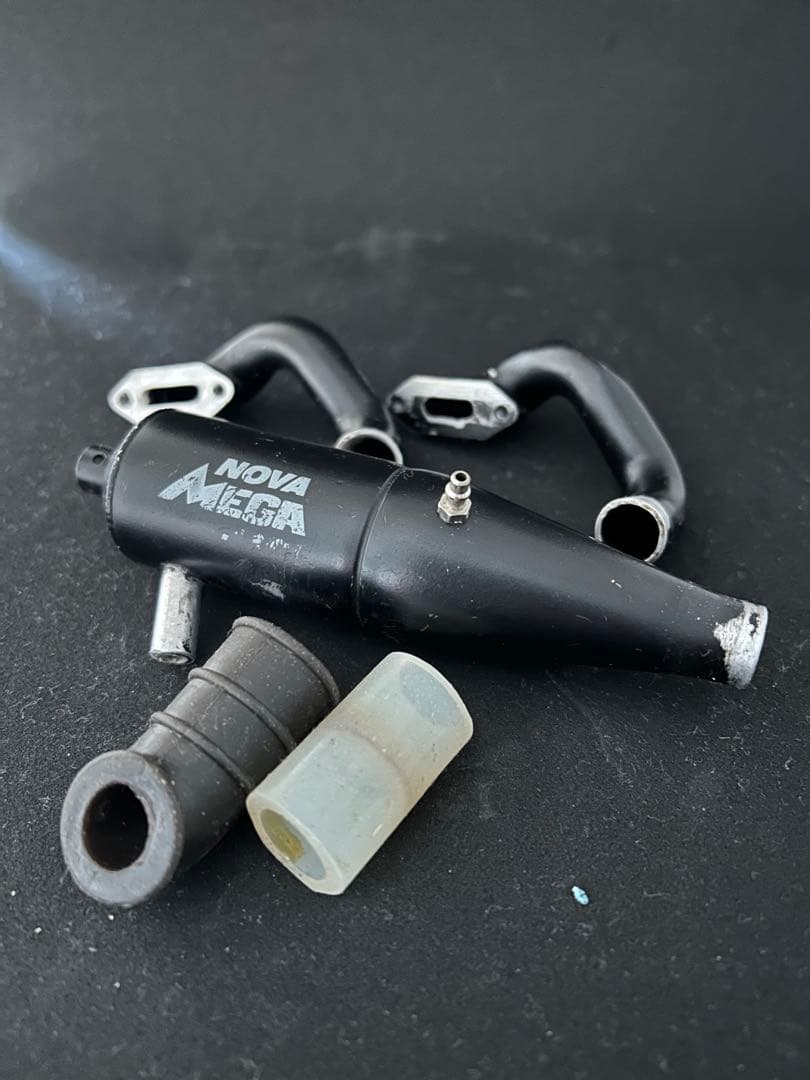 ノバロッシ社C12 エンジン パープル