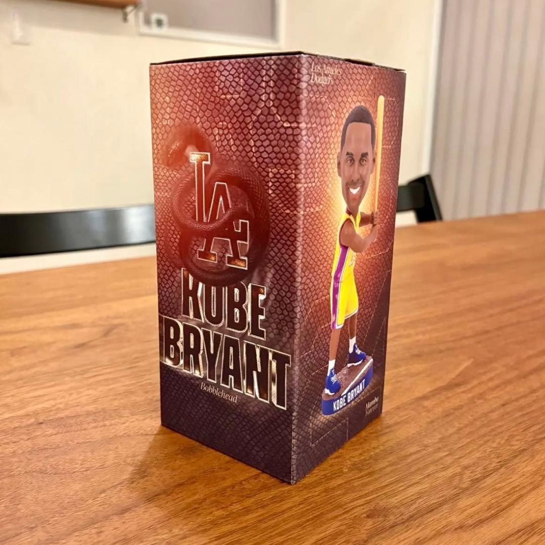 【非売品／新品】ドジャース球場配布品「コービー・ブライアント ボブルヘッド」