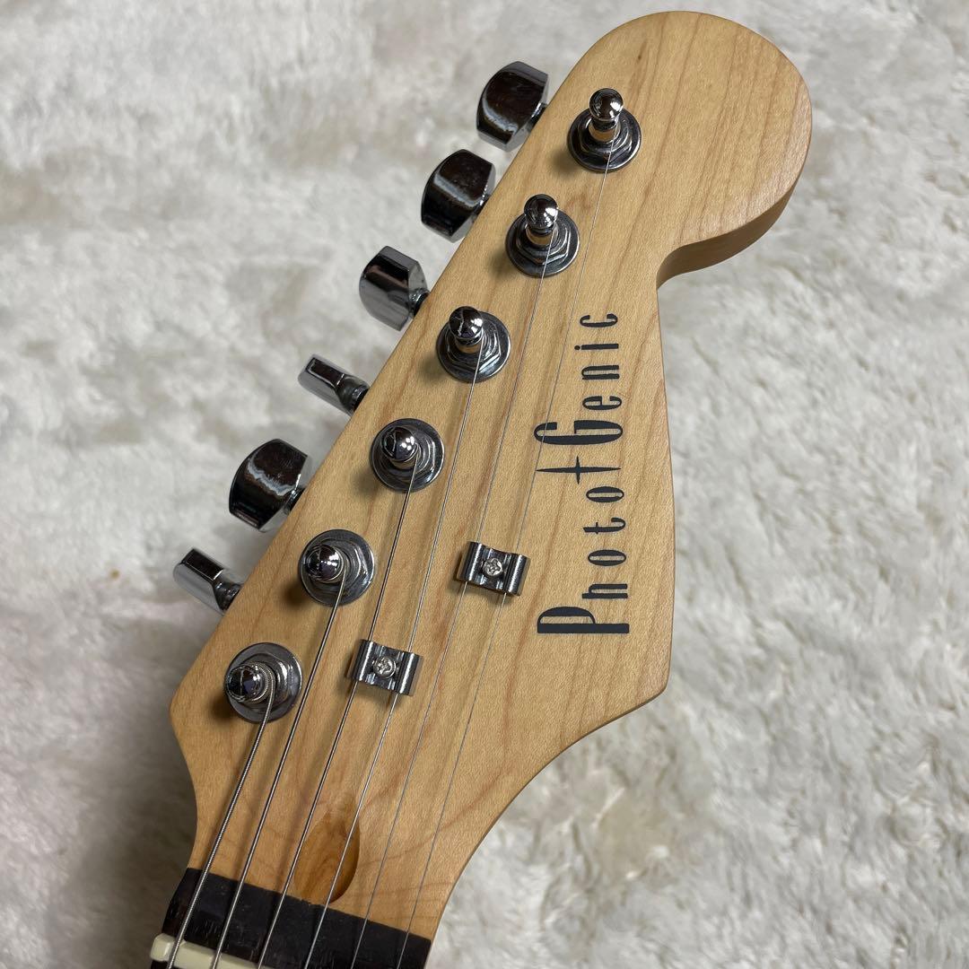 Pnotogeuic  ST-180 BLS エレキギター