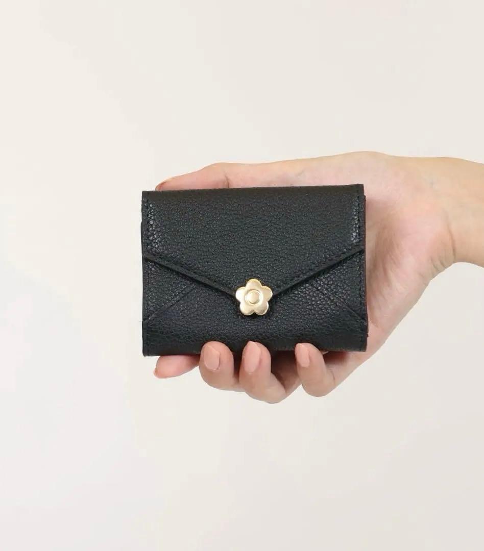 【MARY QUANT】ミニウォレット　財布　レター型　ブラック
