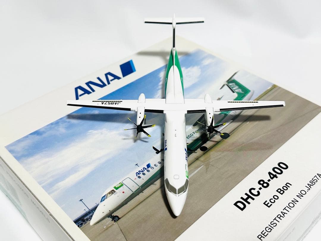 全日空商事 1/200 ANA DHC-8-400 Eco Bon