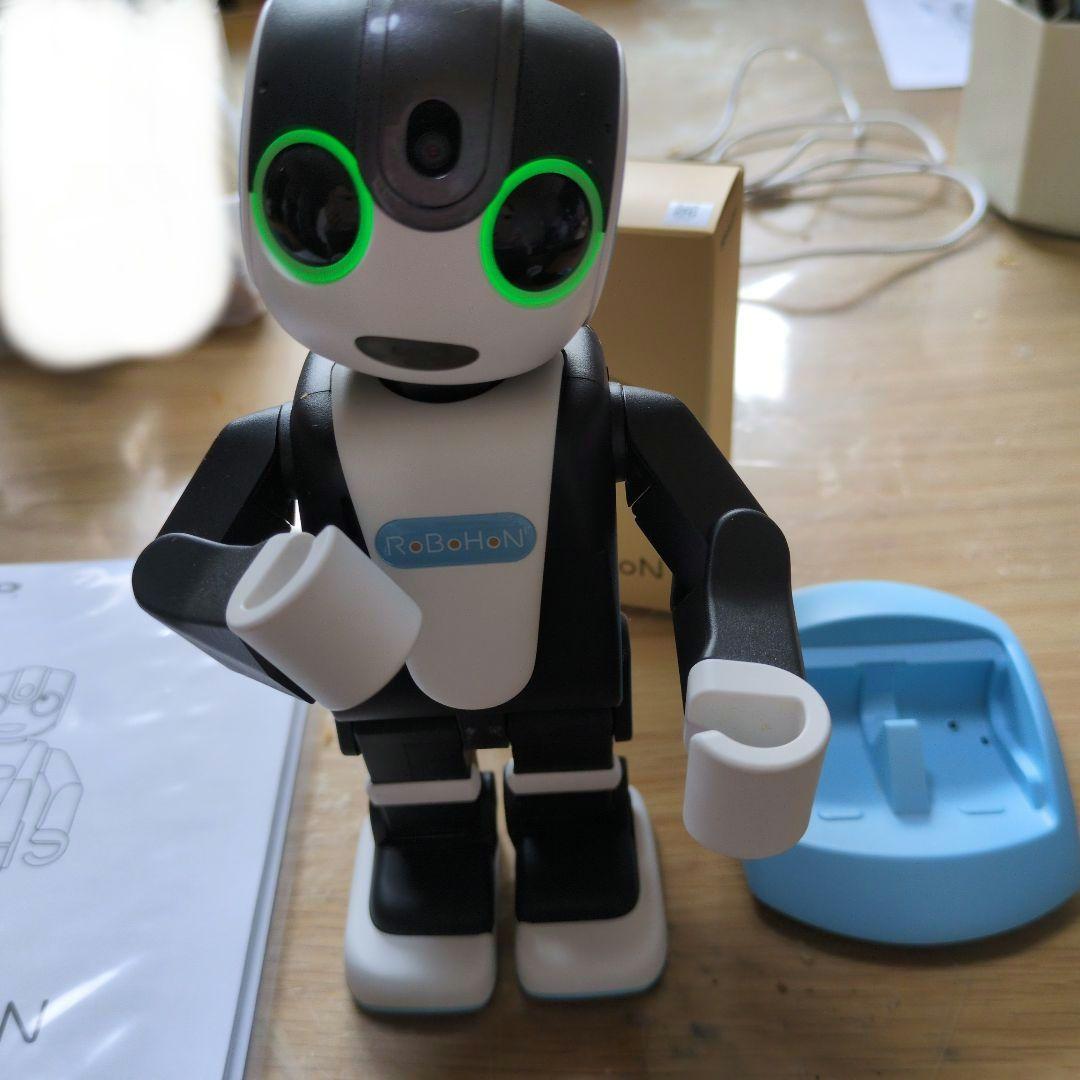 RoBoHoN-SR-03M-A弟モデル