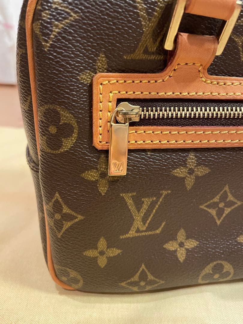 LOUIS VUITTON ルイヴィトン　シティＭＭ　極美品