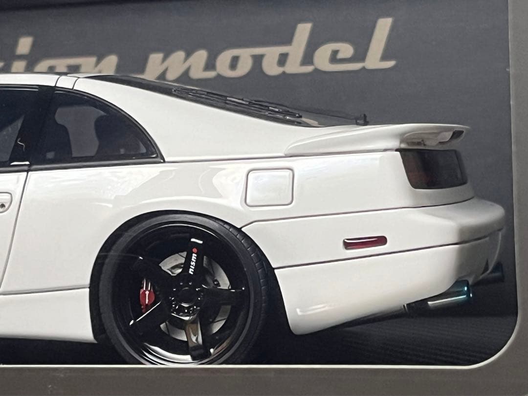ア*ラ様 イグニッションモデル IG3424 1/18 日産 フェアレディZ Z