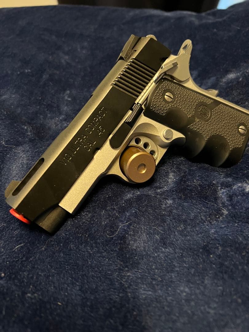 キ*ム様 東京マルイ V10 ガスブローバック