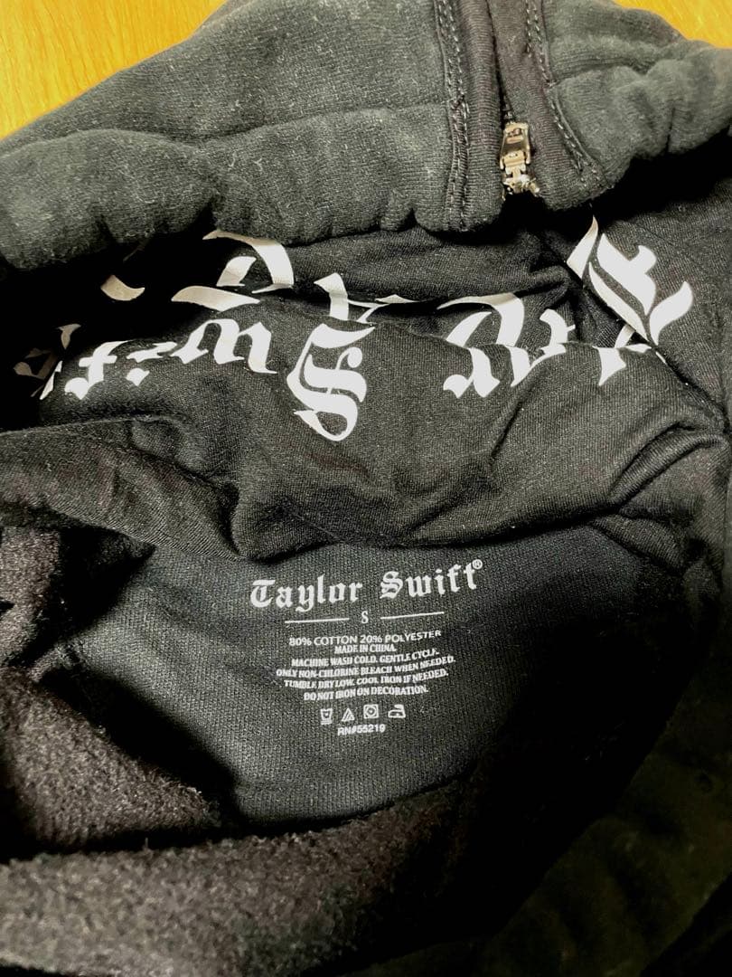 Taylor Swift テイラースウィフト　パーカー　レピュテーション　蛇