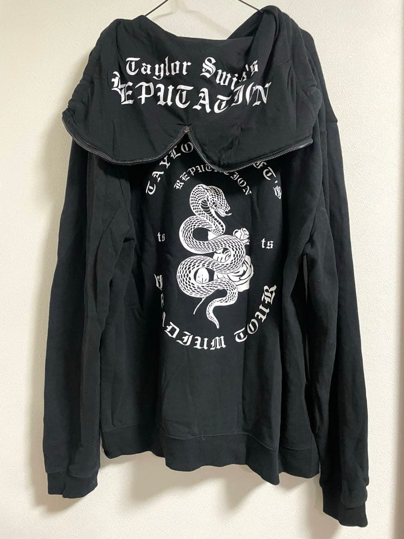 Taylor Swift テイラースウィフト　パーカー　レピュテーション　蛇