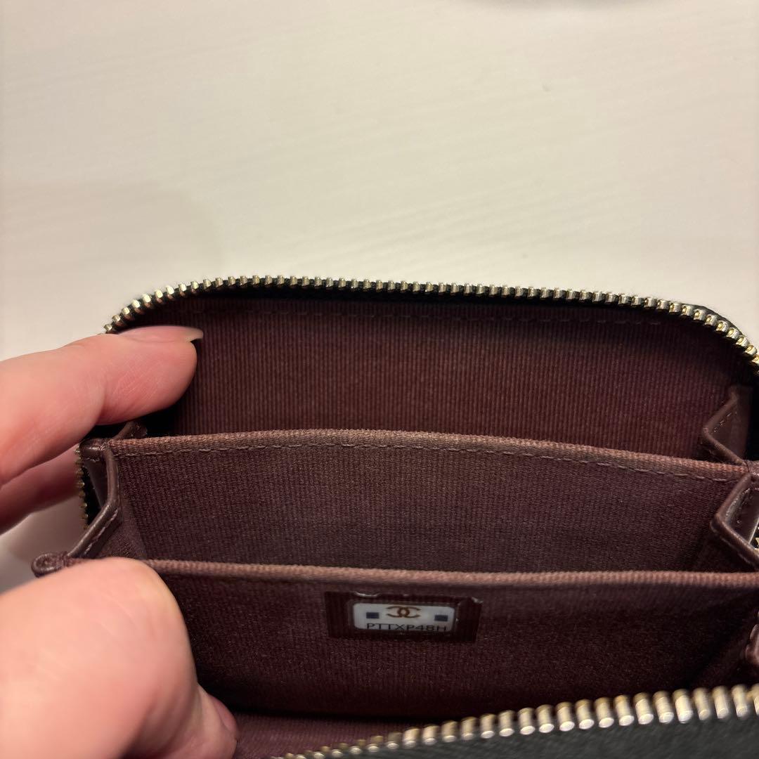 CHANELマトラッセ キャビアスキン小銭入れ 近年モデル