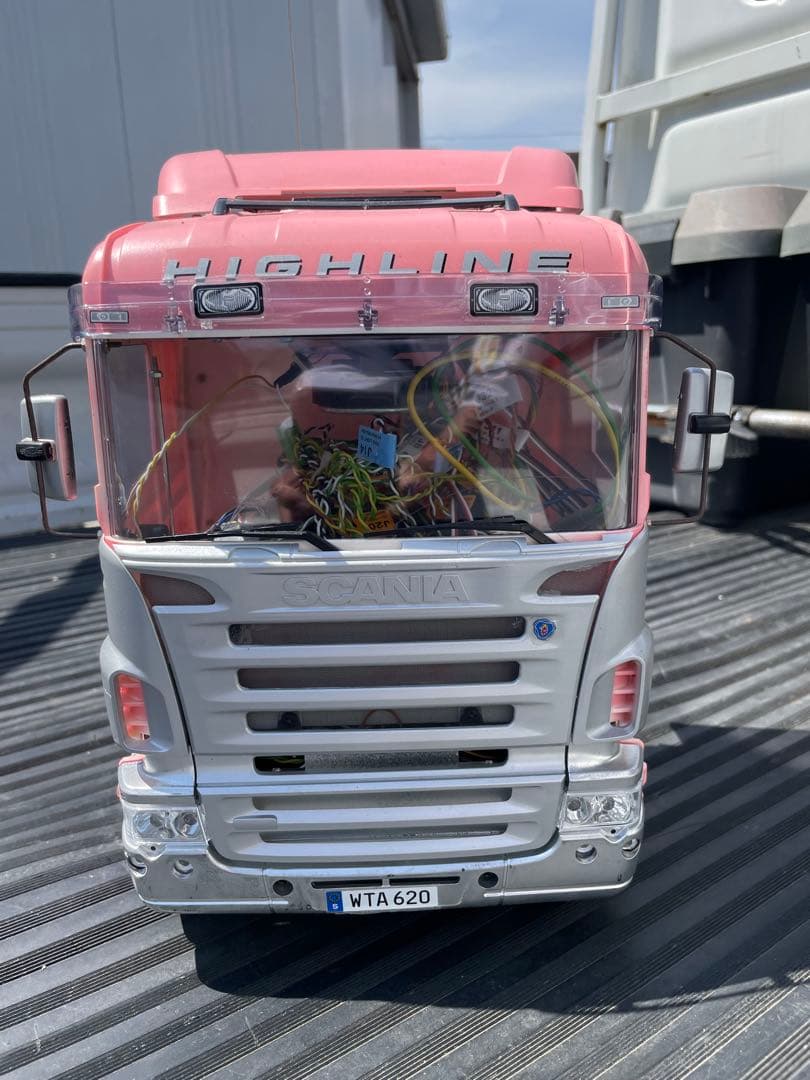 タミヤ　トレーラーヘッドのみ　スカニア　フルオペ