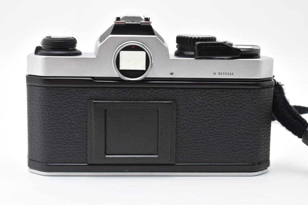 美品　NIKON ニコン NEW FM2 シルバー モルト新品交換済 M748