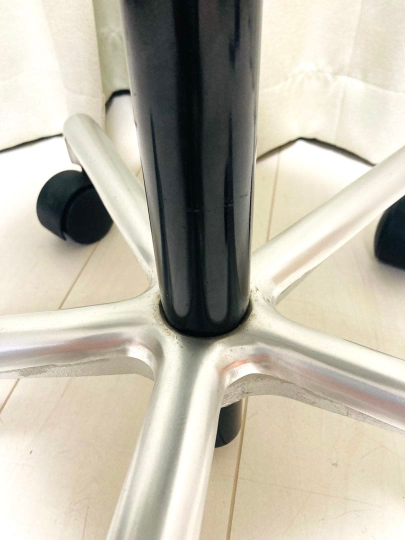 タカラベルモント　SC-E22 エステ　カット　サロン　チェア　スツール