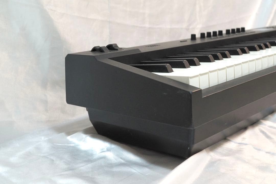 ROLAND ローランドRD-88 ステージピアノ