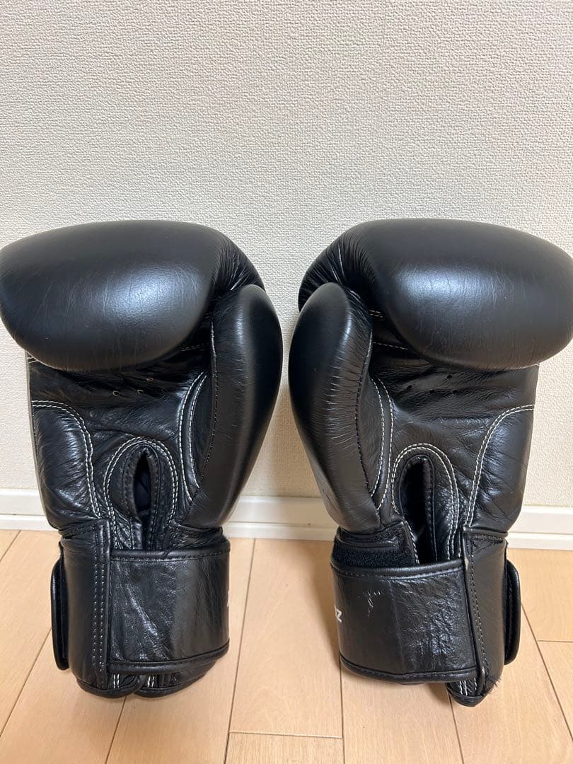 K-1 ボクシンググローブ 16oz 黒