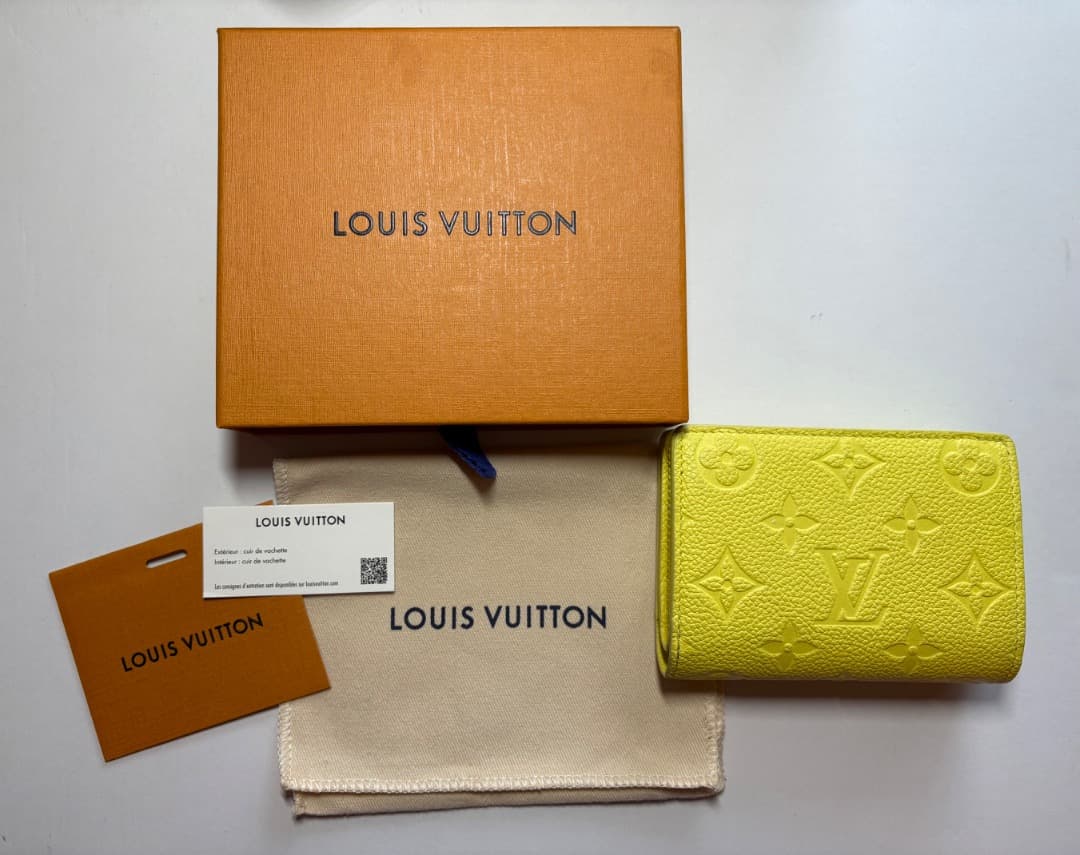 LOUIS VUITTON ポルトフォイユ クレア