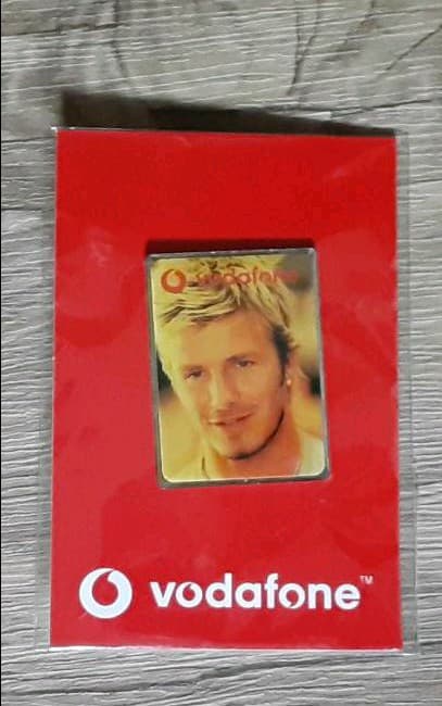 ベッカム　ボーダフォンノベルティ　バッチ