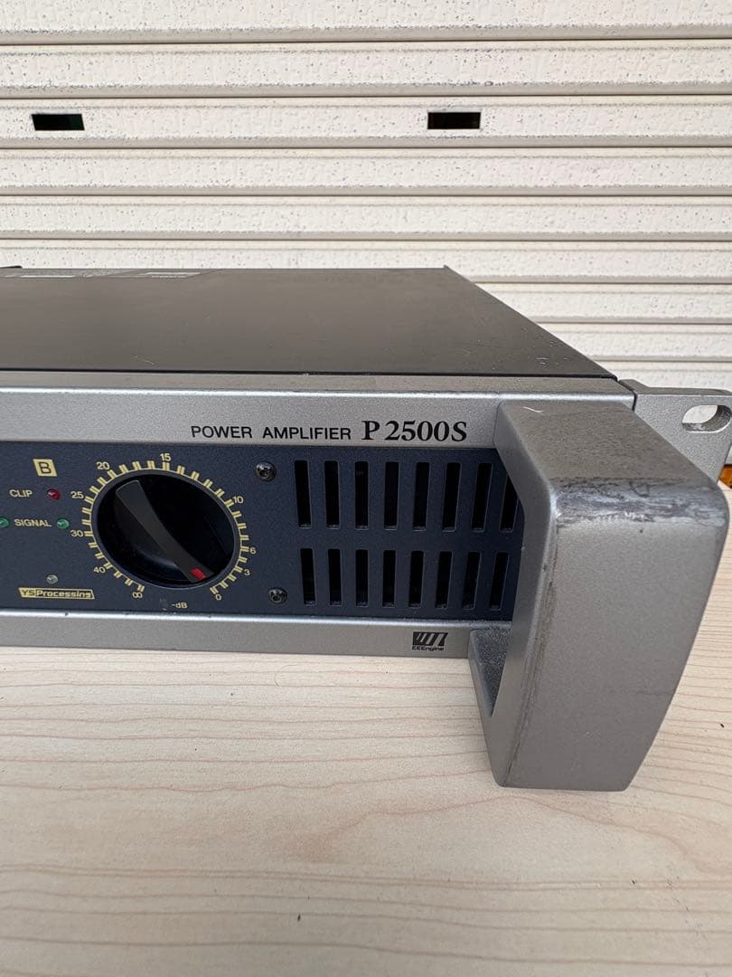 YAMAHA パワーアンプ P2500S