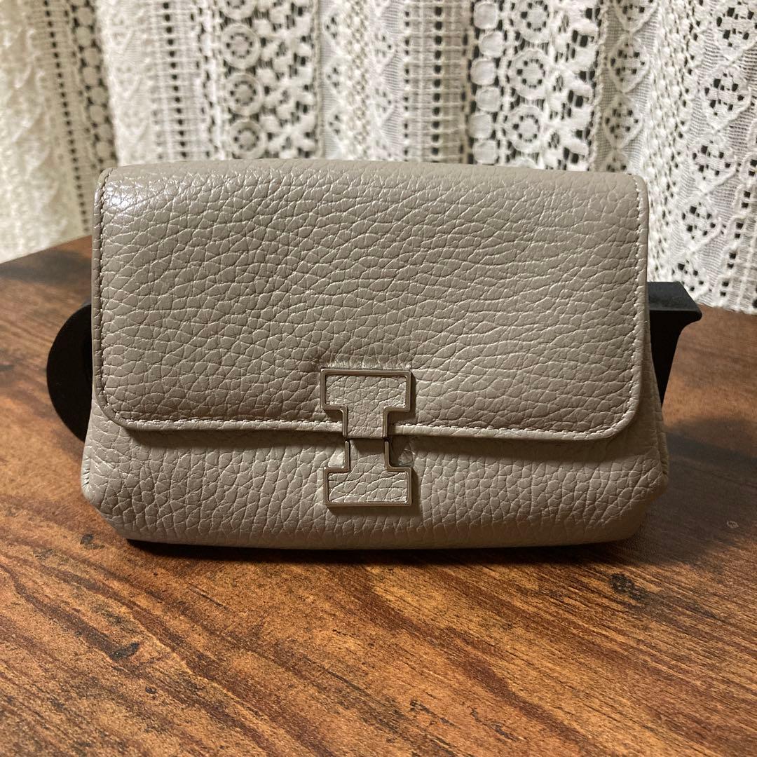 イアクッチケース