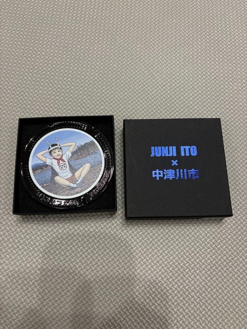 双一　ミニチュアマンホール　台座付き　伊藤潤二 中津川市