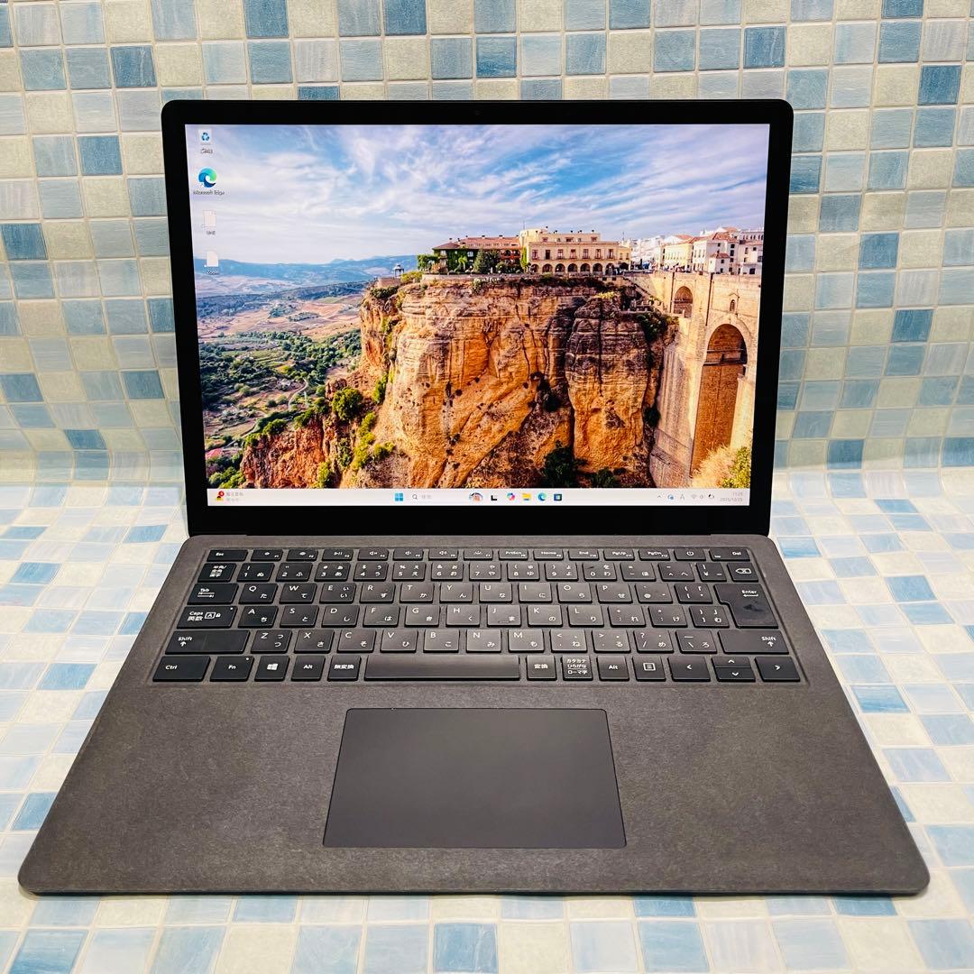 Windowsノート本体 Microsoft Surface Laptop 2 SSD 256GB 8GB