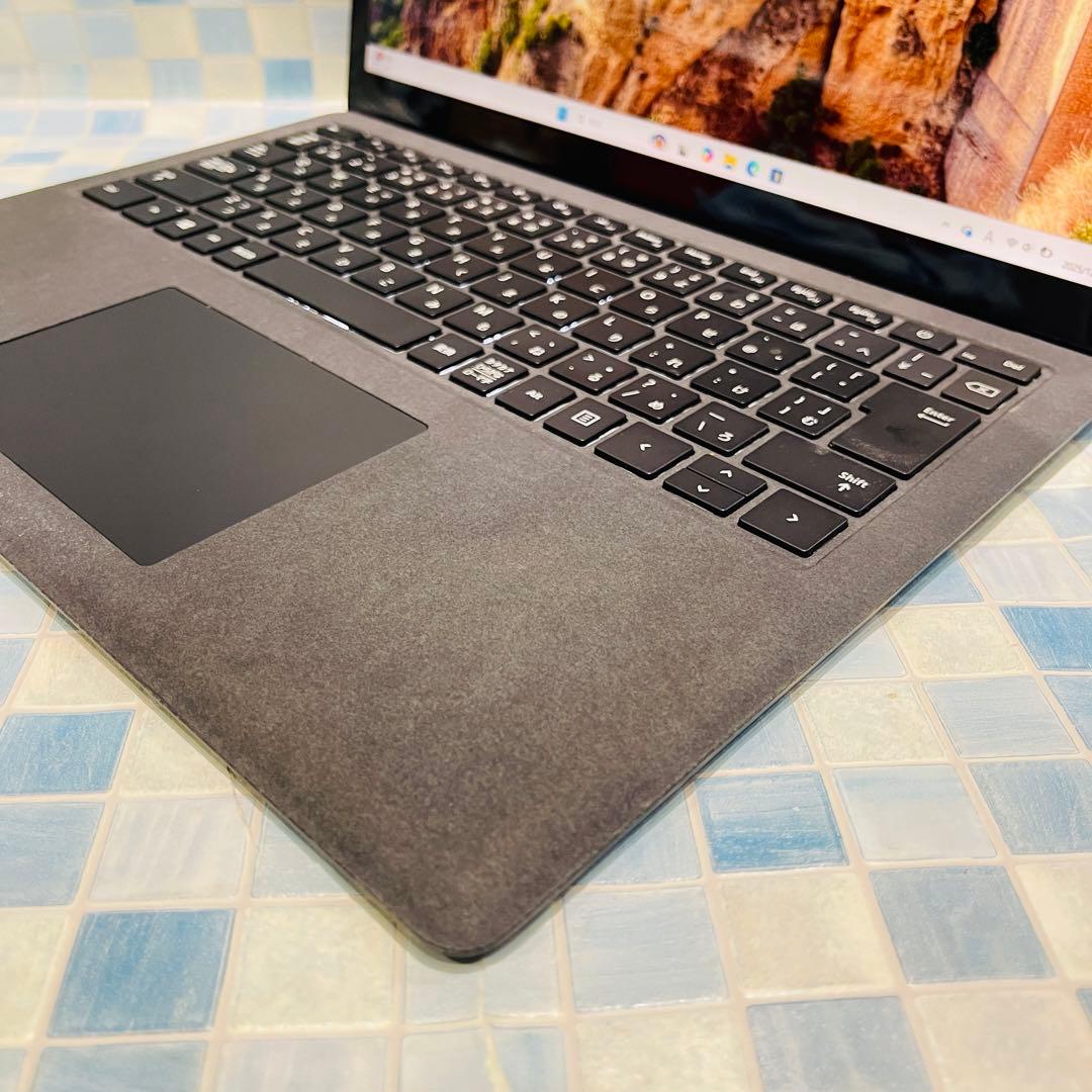 Windowsノート本体 Microsoft Surface Laptop 2 SSD 256GB 8GB