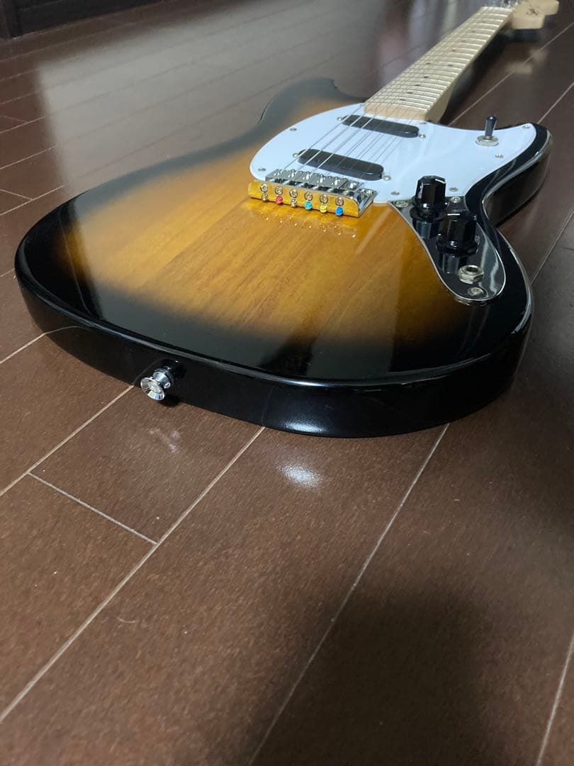 Squier BY FENDER MUSTANG サンバースト