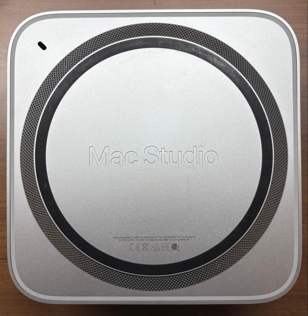 Mac studio 初期吊るしモデル（多分）