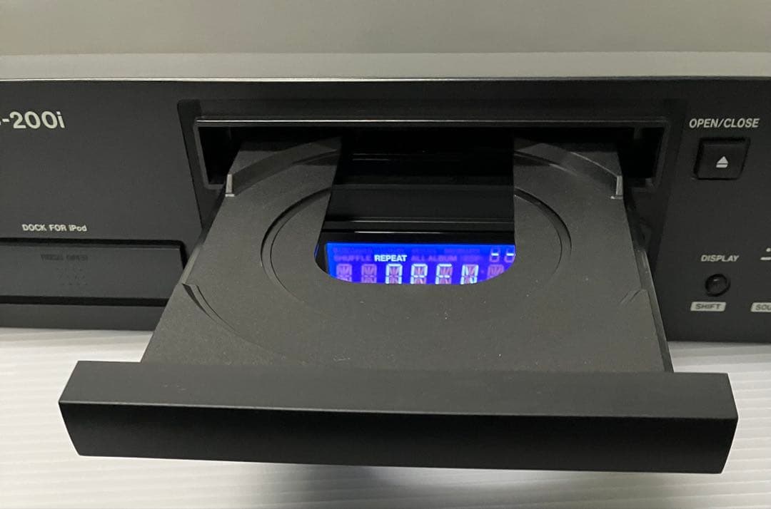 TASCAM CD-200i CDプレーヤー/iPodドック