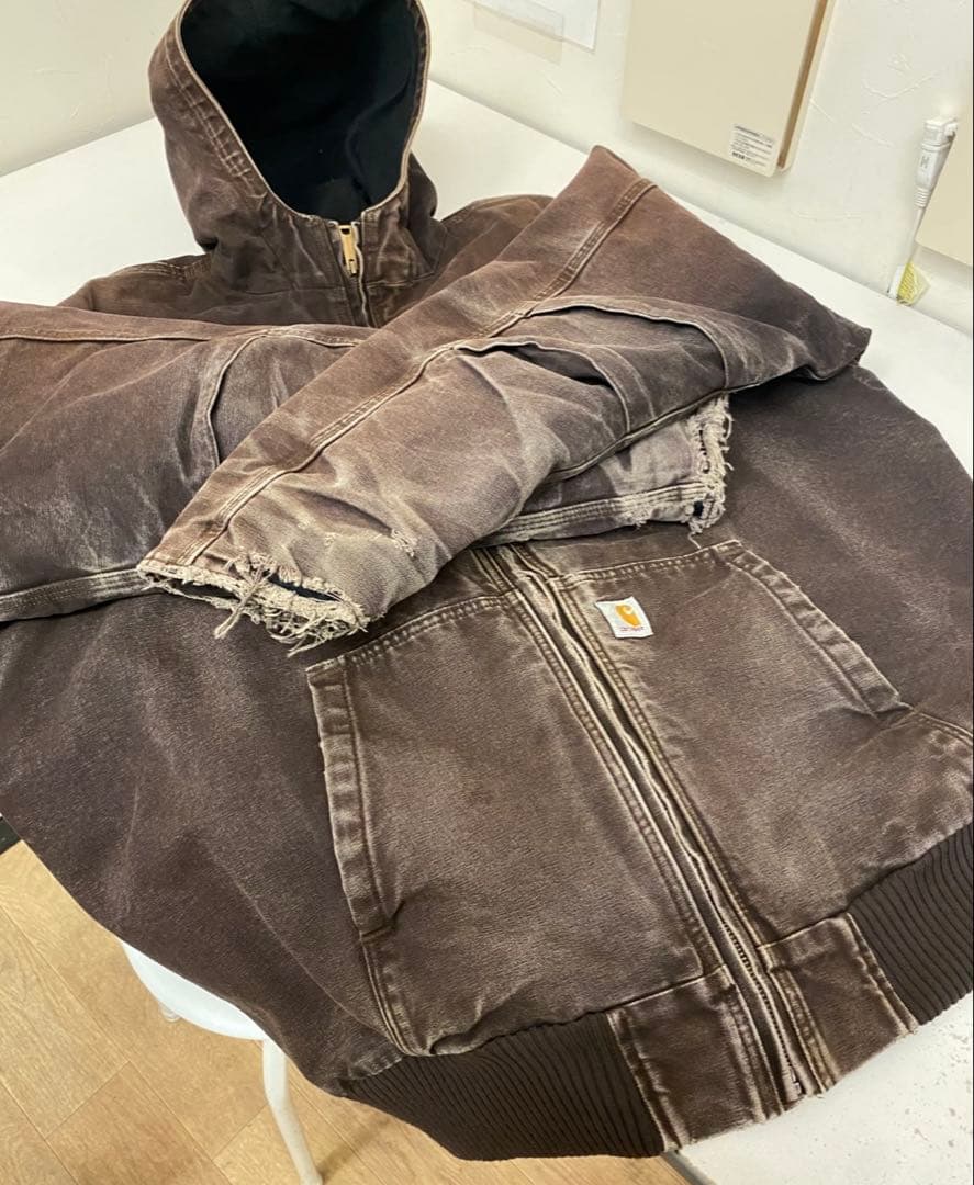 Carhartt アクティブジャケット フルスイング ブラウン