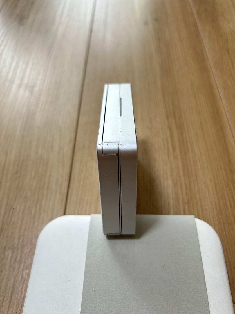 入手困難　ゼンレット　3 プロ　Zenlet 3 pro シルバー　財布