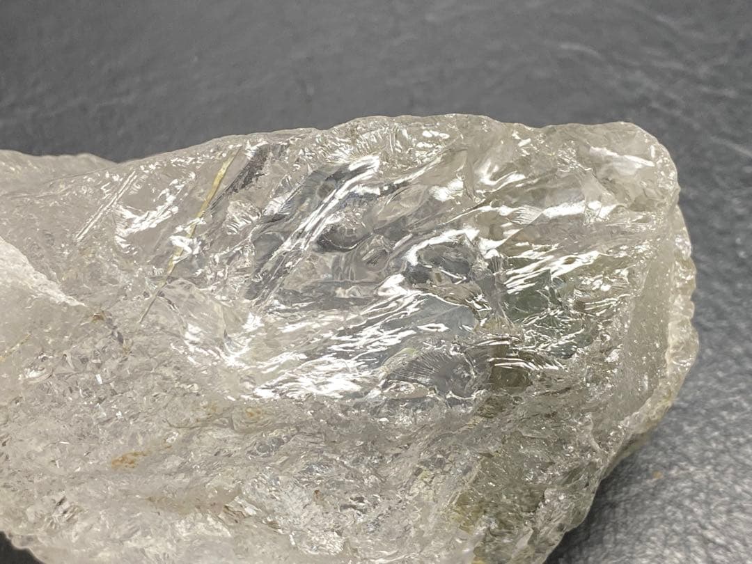 シェレマン山脈　　水晶　357g