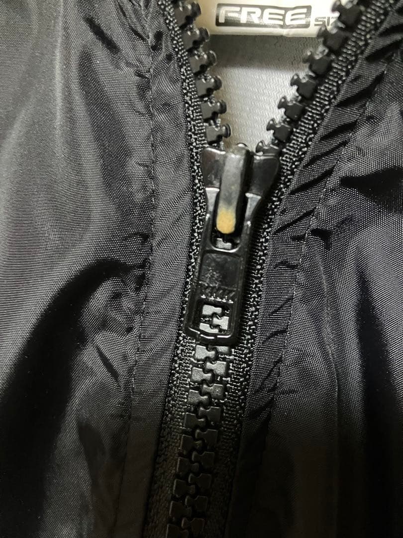 【フルメタルパニック】　ナイロンジップパーカー　フリーサイズ