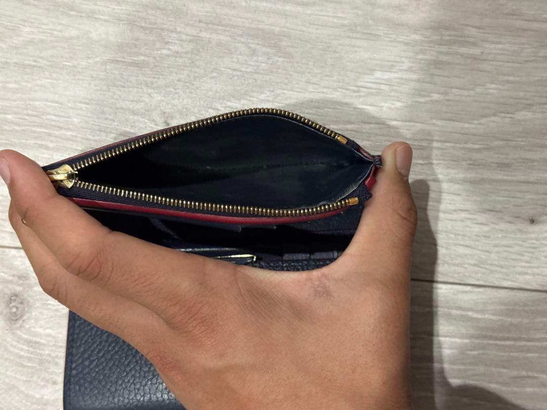 ルイヴィトン ポルトフォイユ カプシーヌ コンパクト　マリーヌルージュ