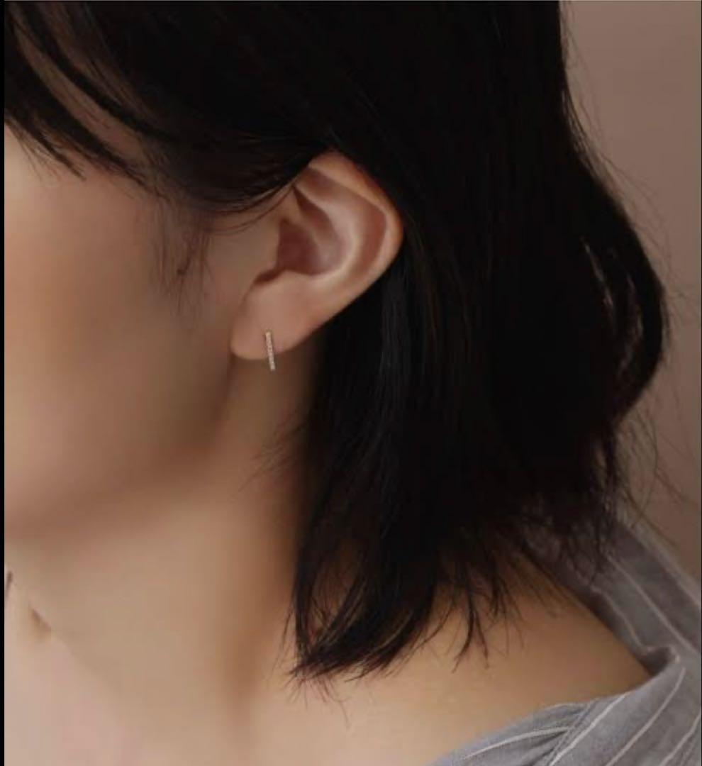 Lilas リラ ダイヤ10mmバーピアス K10 (両耳用)