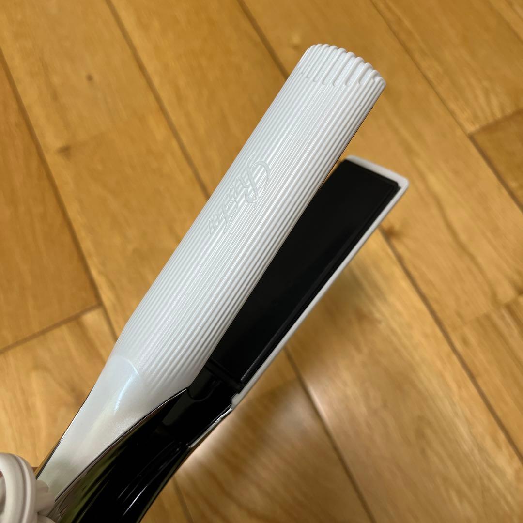 リファ　ホワイト ストレートヘアアイロン