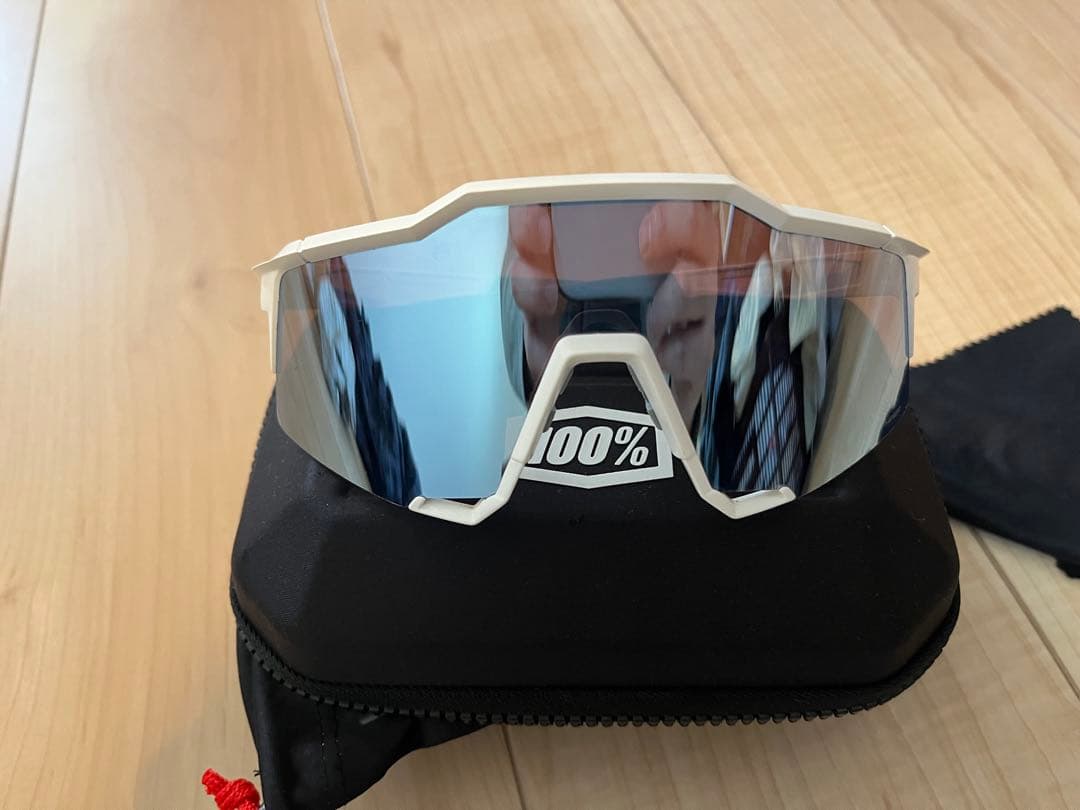 100% スポーツ用サングラス ホワイト