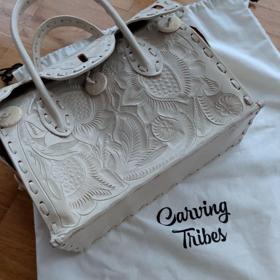 美品　グレースコンチネンタル　ホワイトレザーハンドバッグ