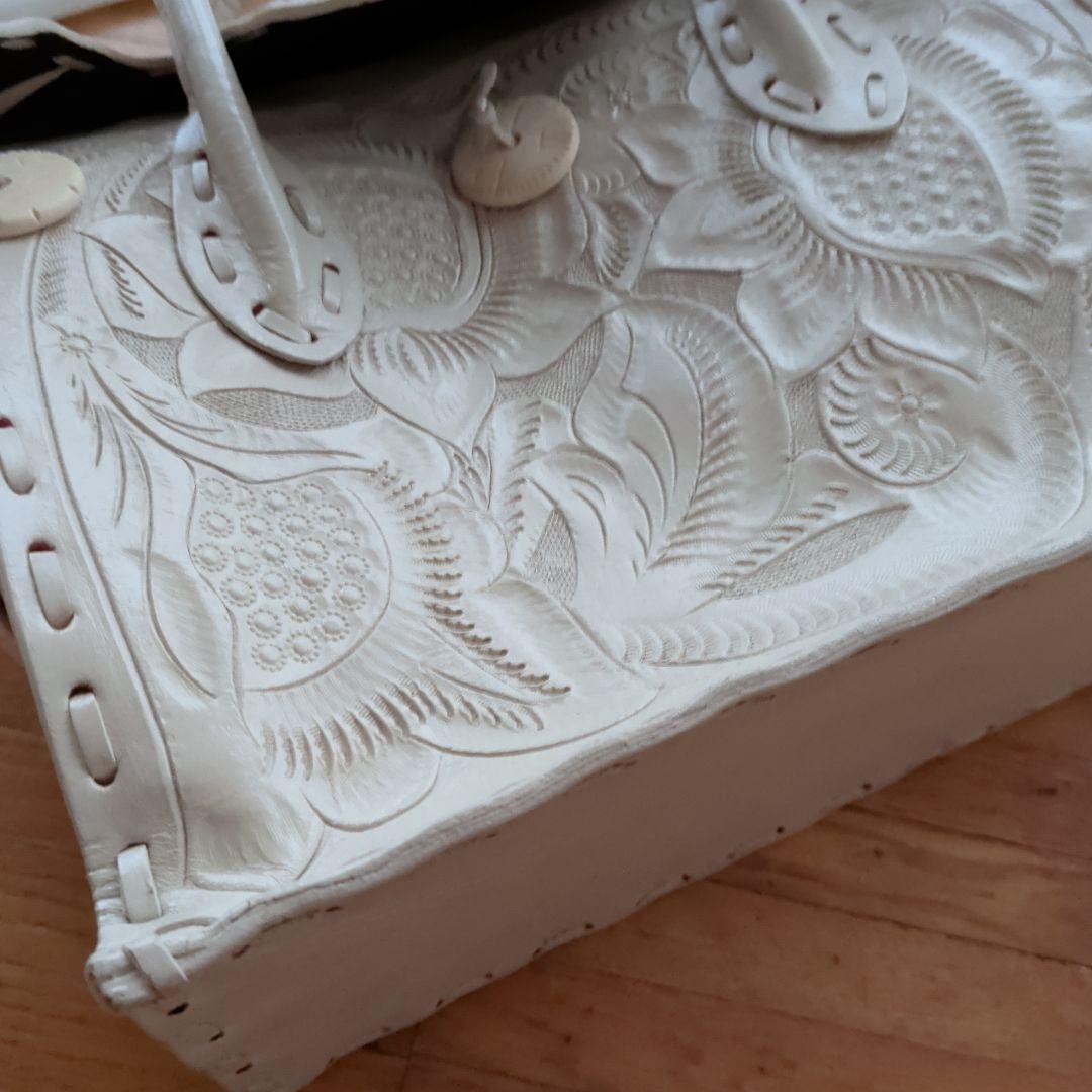 美品　グレースコンチネンタル　ホワイトレザーハンドバッグ