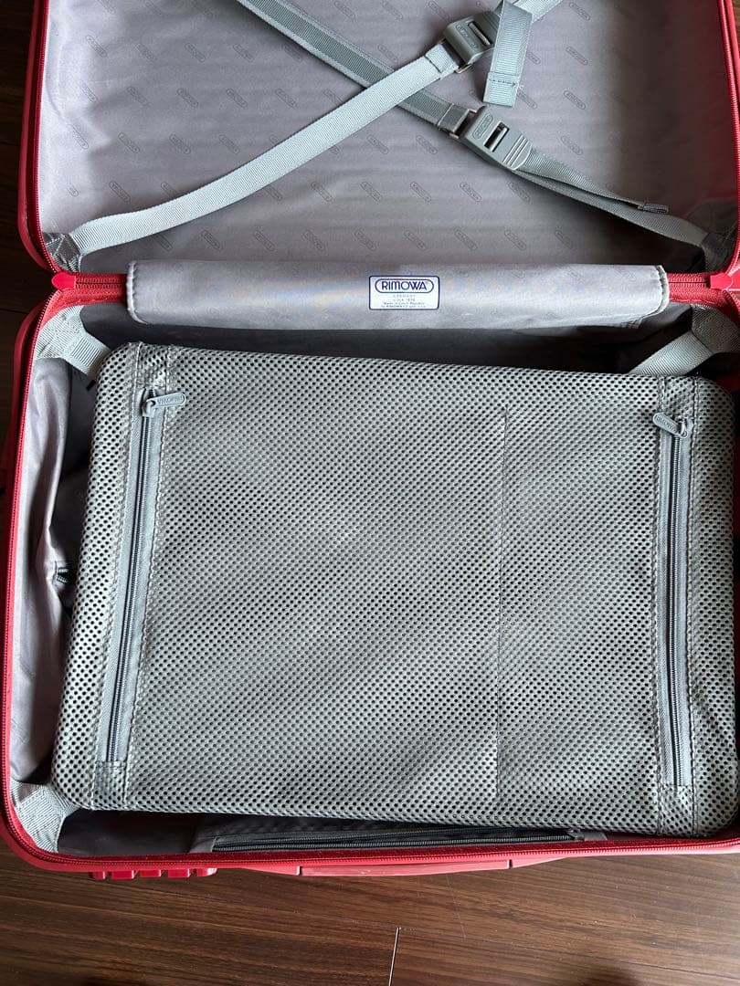 【週末限定値下】リモワ サルサ 35L 機内持ち込み 2輪 キャビン トローリー