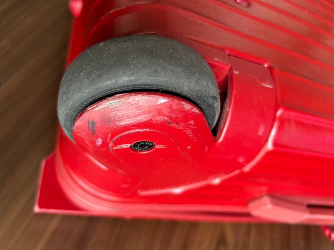 【週末限定値下】リモワ サルサ 35L 機内持ち込み 2輪 キャビン トローリー