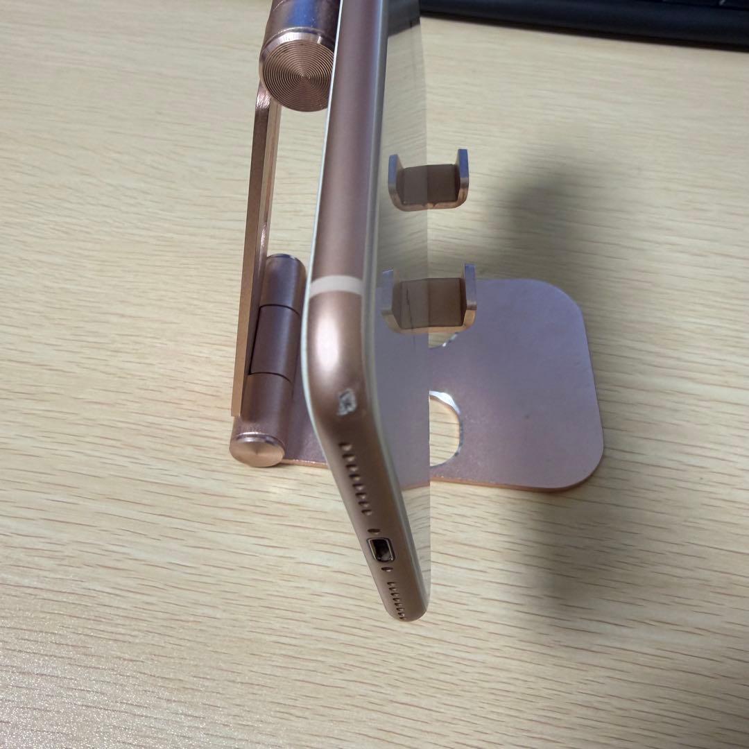 iPhone 8 Plus ゴールド 本体 64GB SIMロック解除済み