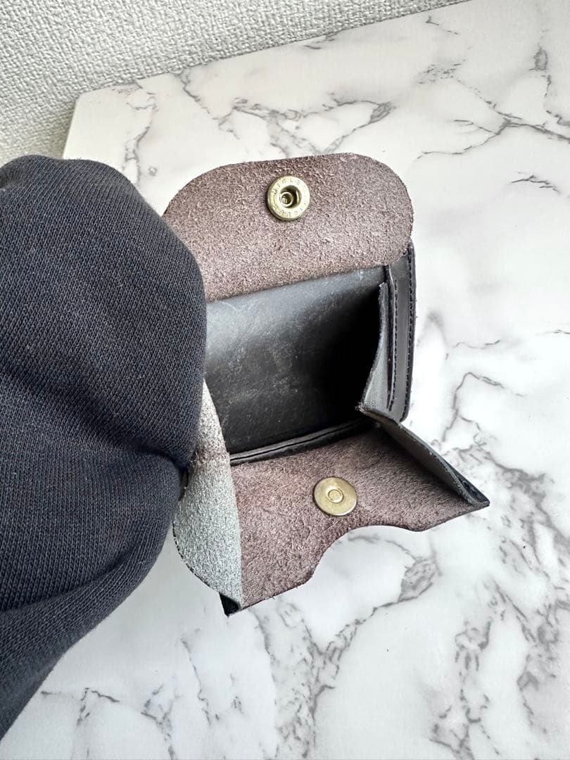 池之端銀革店 Cramp UKブライドルレザーフロント金具 コンパクトウォレット