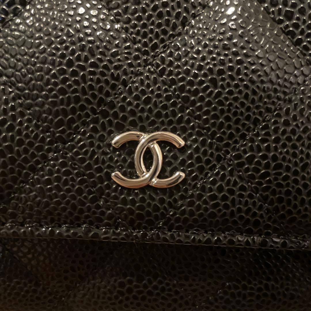 CHANEL ブラックレザー ショルダーバッグ　ノベルティギフト