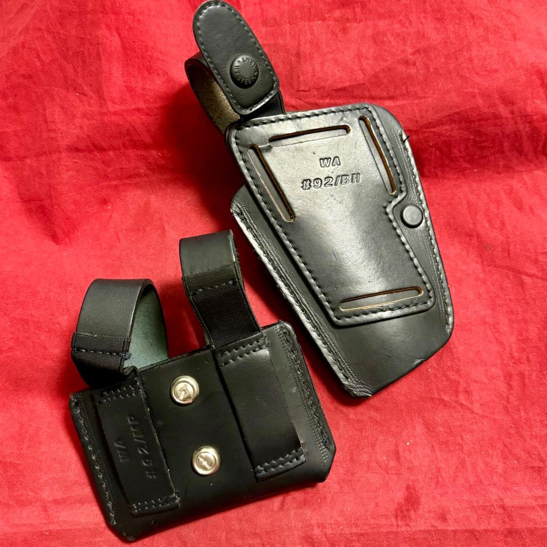 整備済 黒革製 ベレッタ M92F用 ヒップホルスター＆マガジンポーチ セット